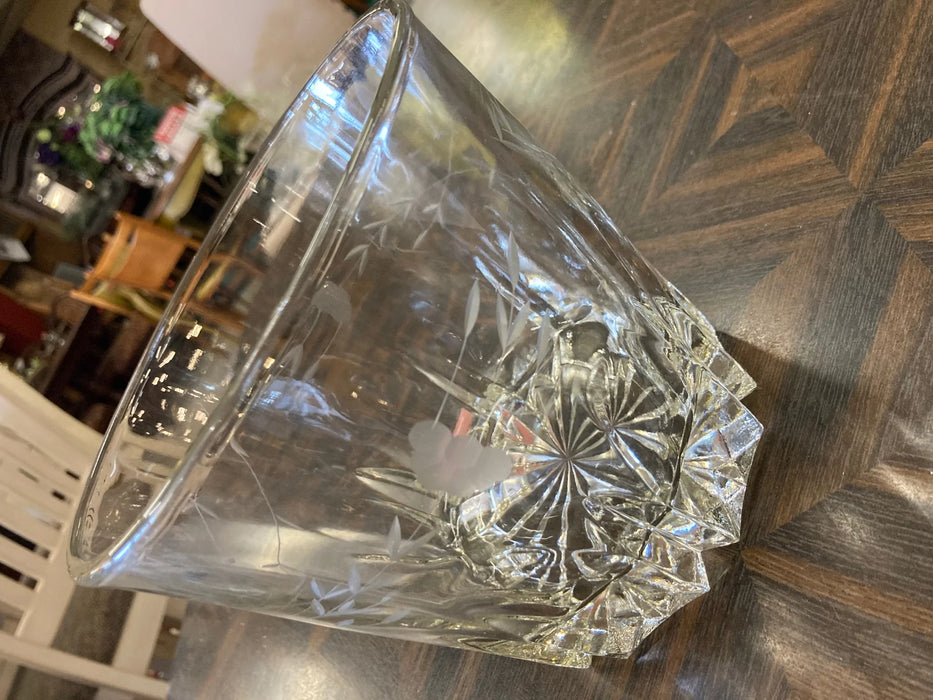 Floral etched glass 26713