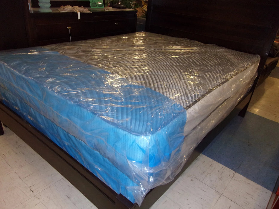 Eastern/standard king mattress superquilt 2-sided NEW SV-1058EKMSQNS2