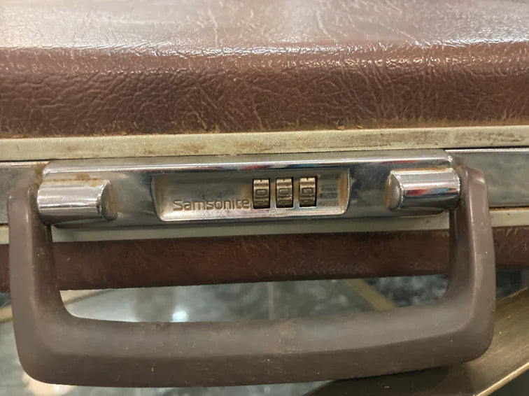 Samsonite locking briefcase, code ready to set 26949