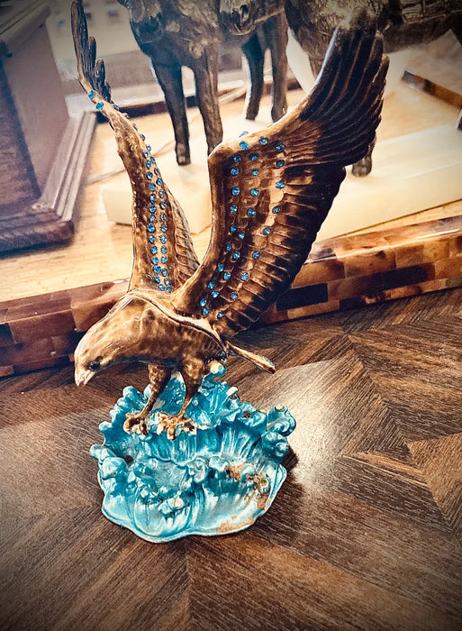 Eagle trinket figurine box 26797