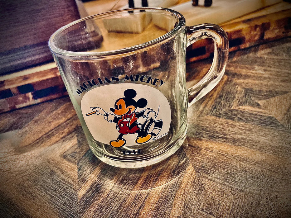 Disney magic Mickey 1937 glass mug 26794