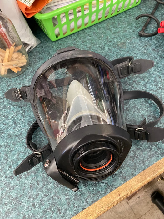 Full face scuba dive mask, digital display, mic Twenty Twenty Plus diving facepiece respirator 26786