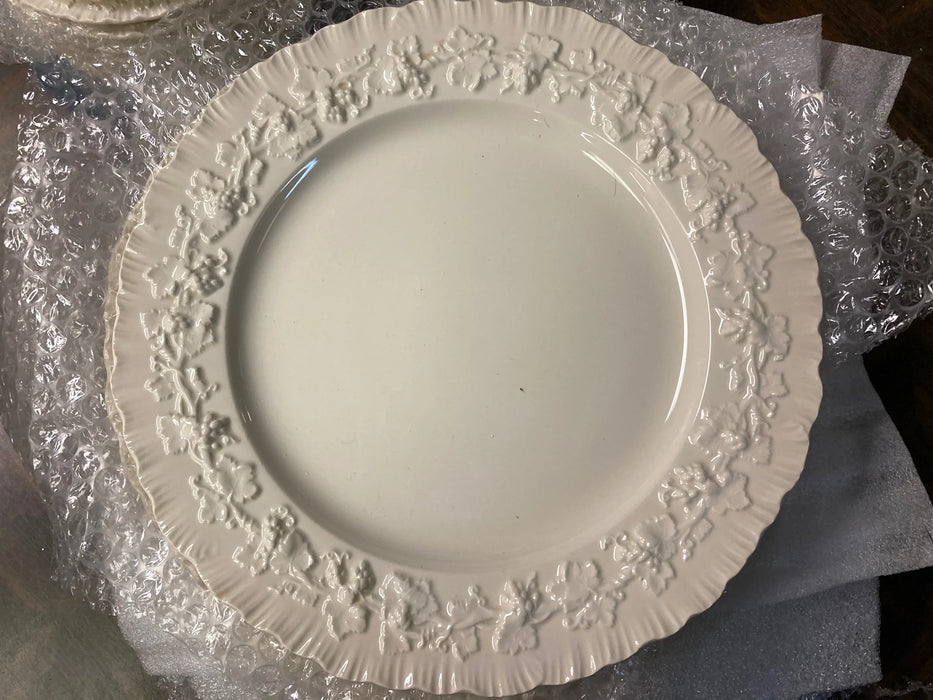 Wedgwood white bread and butter plates 27220