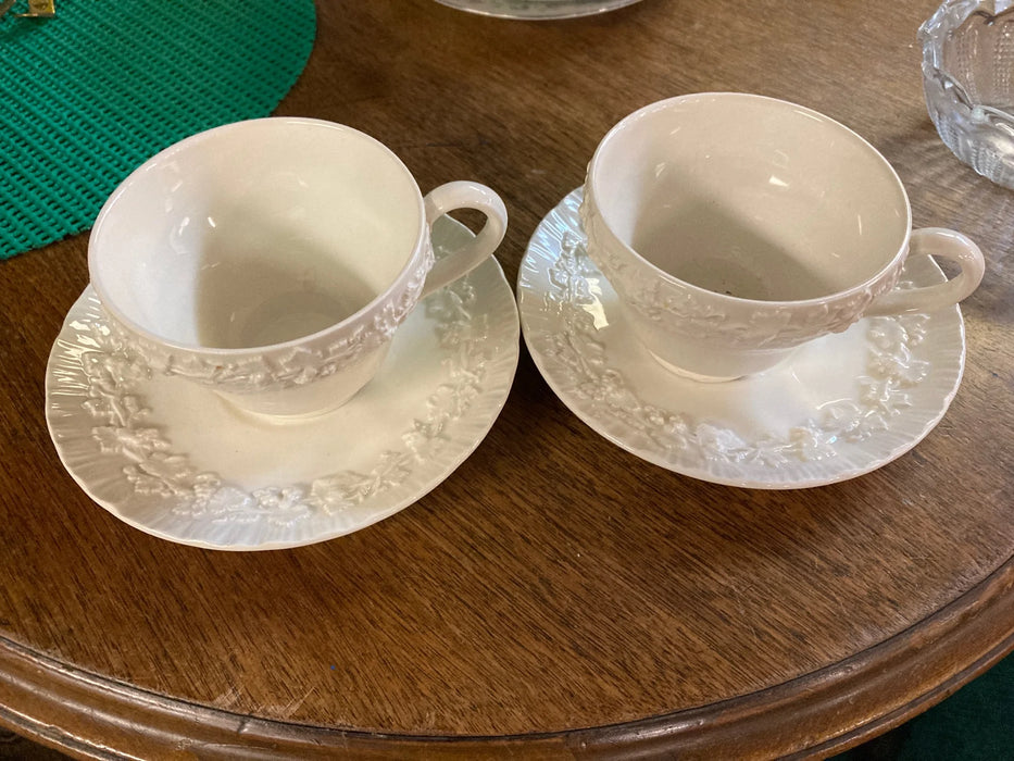 Wedgwood tea cup and saucer set 27227