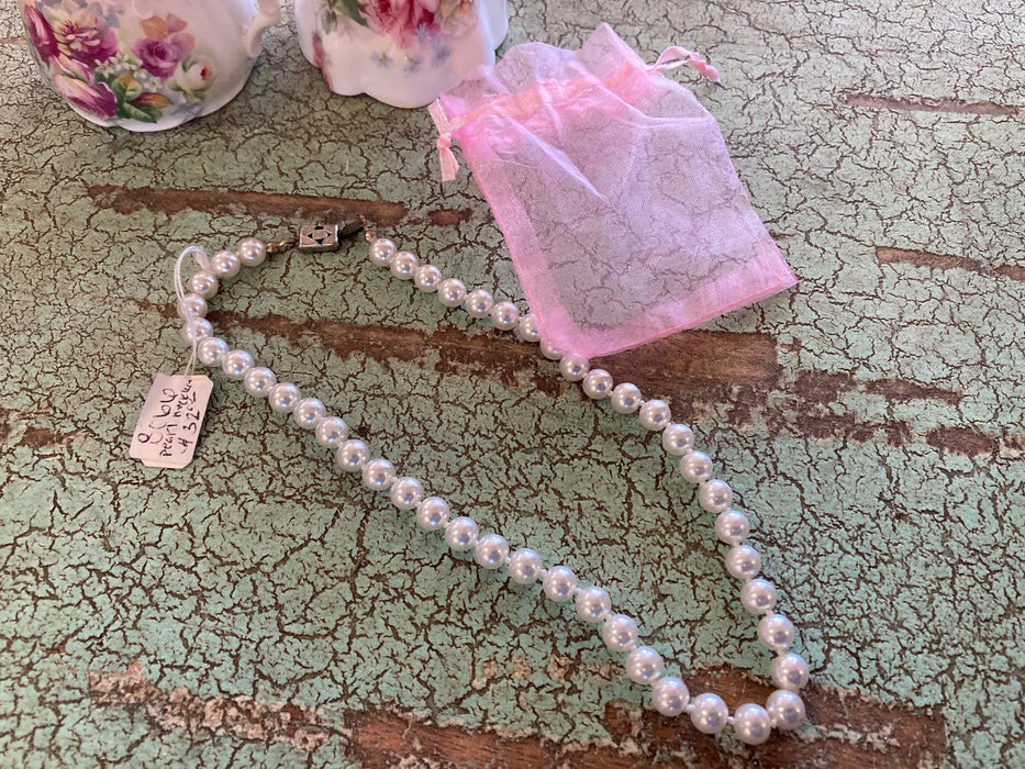 Pearl necklace 27261