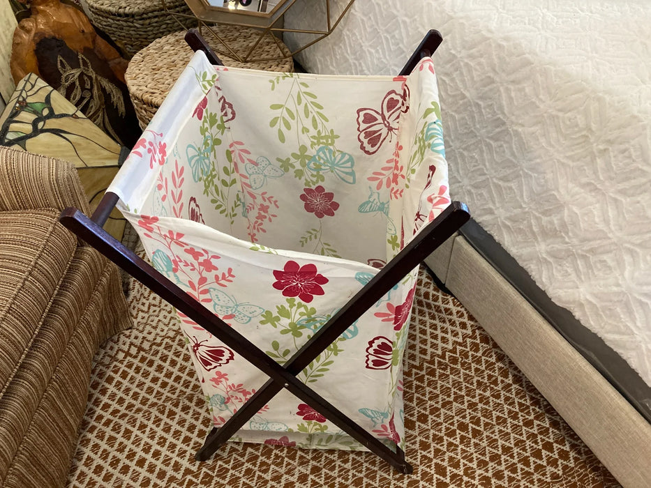Floral folding laundry basket 27433