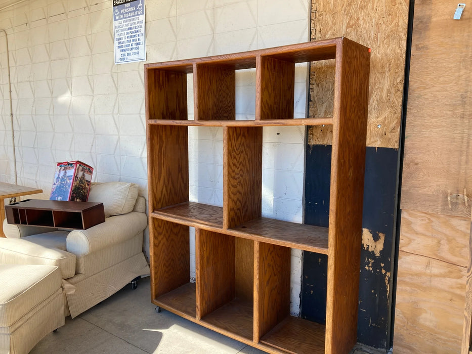 Large wood storage book case/shelf 27378