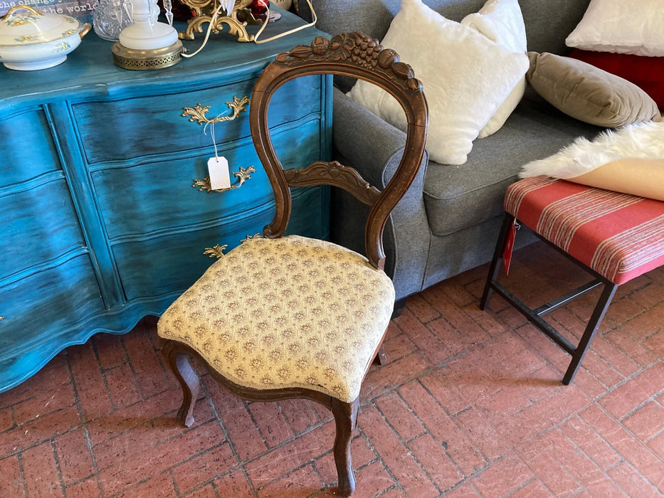 Occasional or dining chair antique or vintage 27478