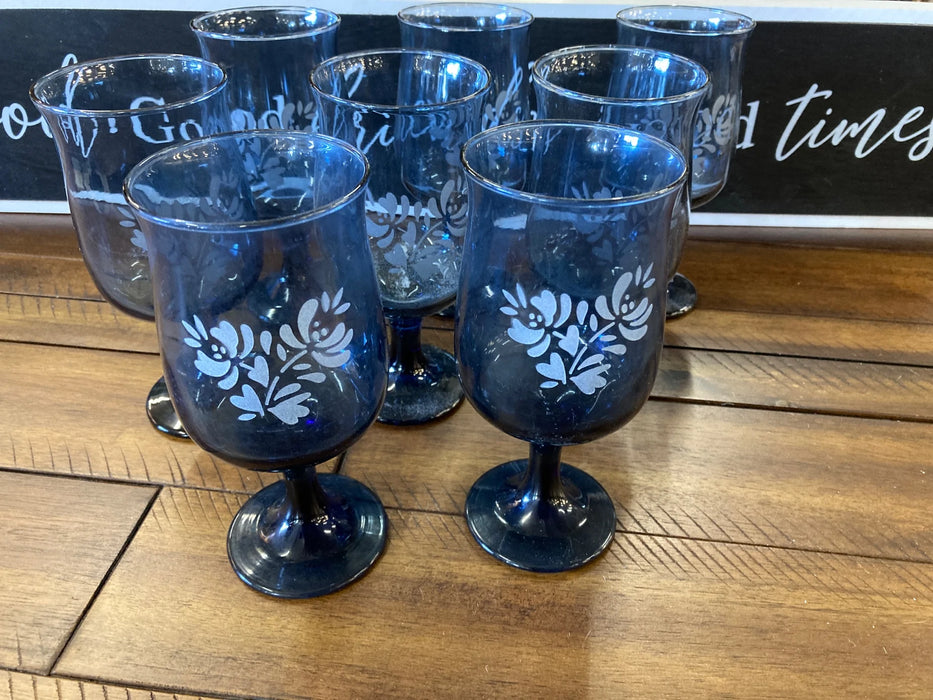Blue glass etched goblets 27640