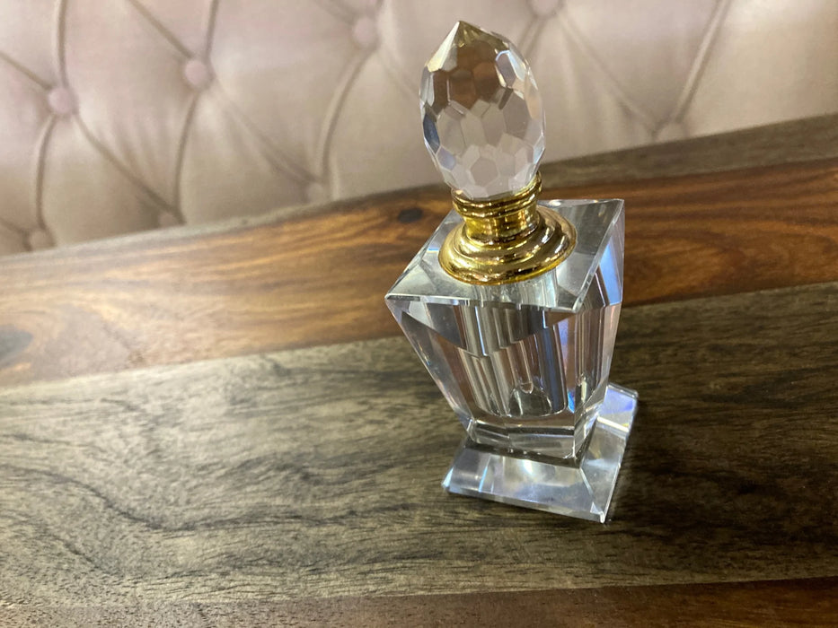 Small glass droplette bottle 27662