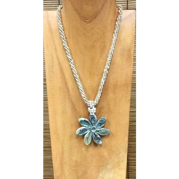 Abalone Flower Shell Necklace - Cream BT-1208