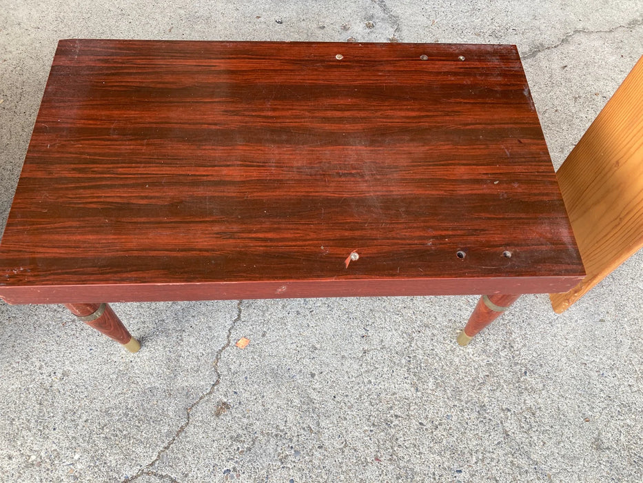 End table 27680