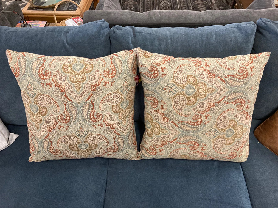 Paisley accent pillow 27749
