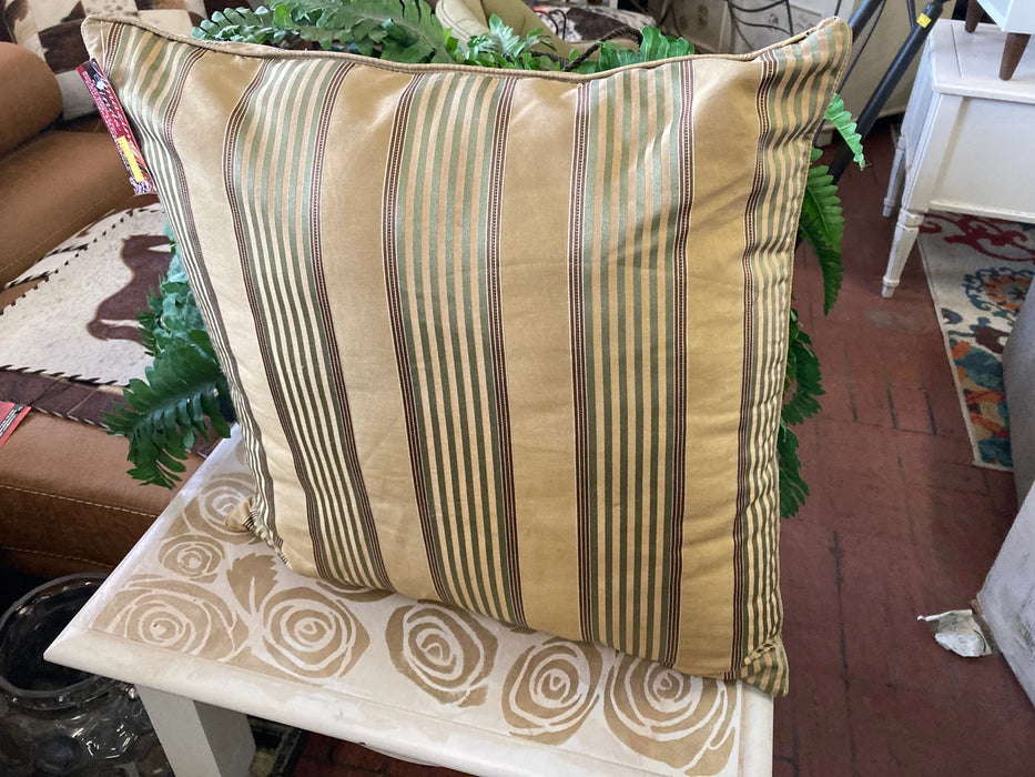 Striped accent pillow 27785