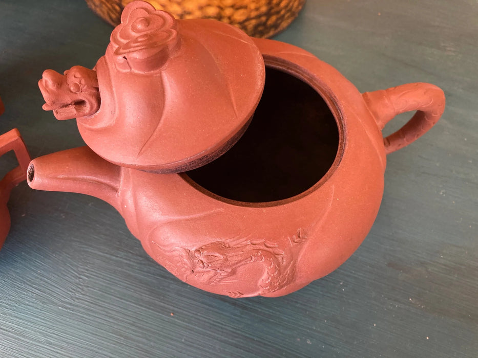 Chinese Yixing Zisha clay teapot, vintage 27863
