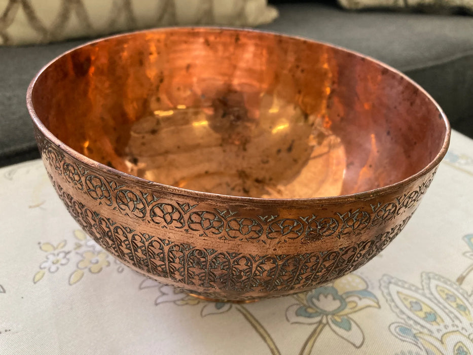 Antique Middle East copper bowl 20833