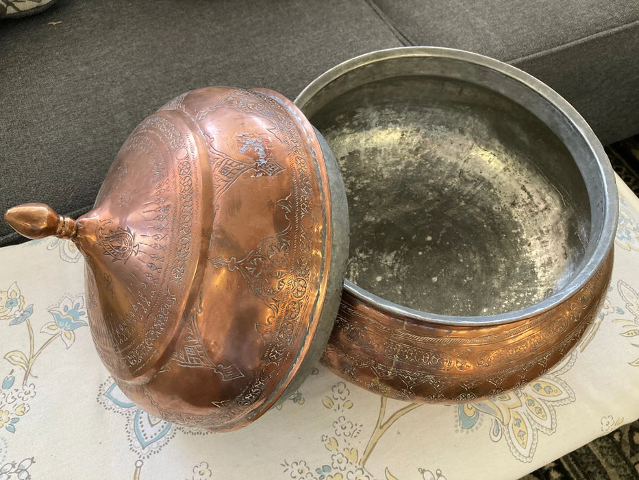 Vintage handcrafted Pakistani copper rice server bowl 28036