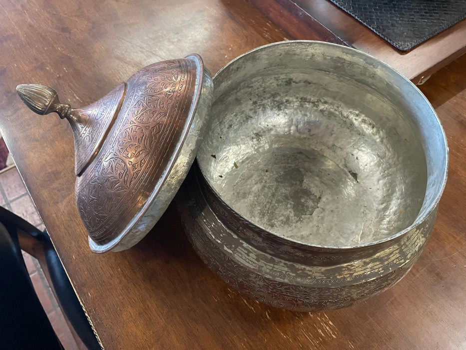 Vintage handcrafted Pakistani copper rice server bowl 28035