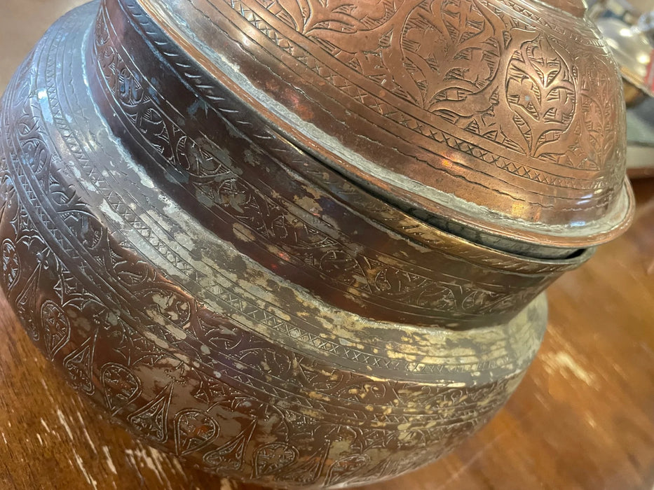 Vintage handcrafted Pakistani copper rice server bowl 28035