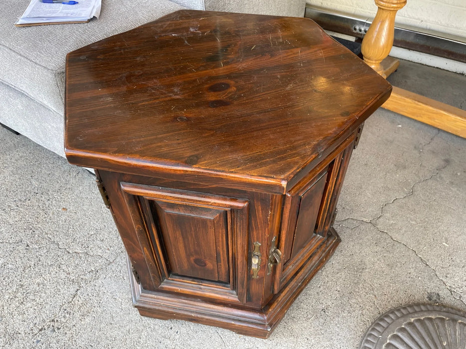 Wood end table cabinet 28416