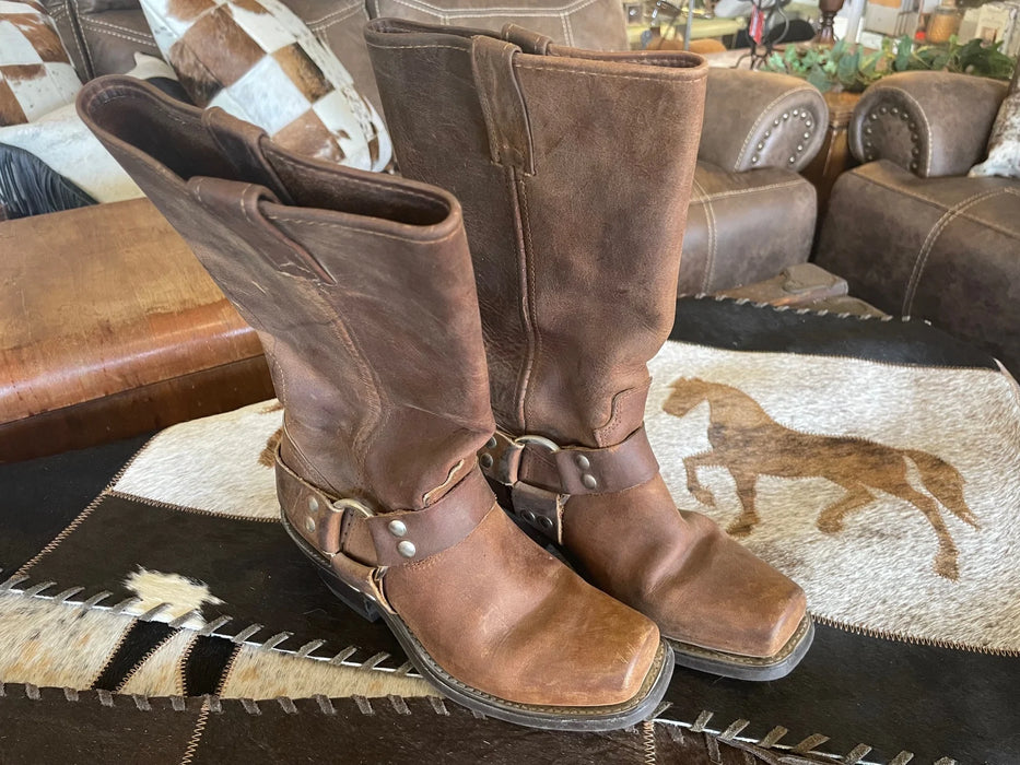 Barely worn mototcycle women's size 6.5 leather boots 28438