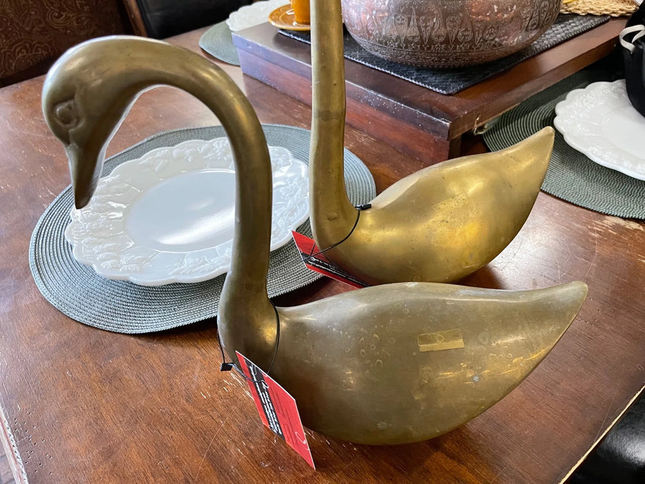 Brass coated geese figurine 28524