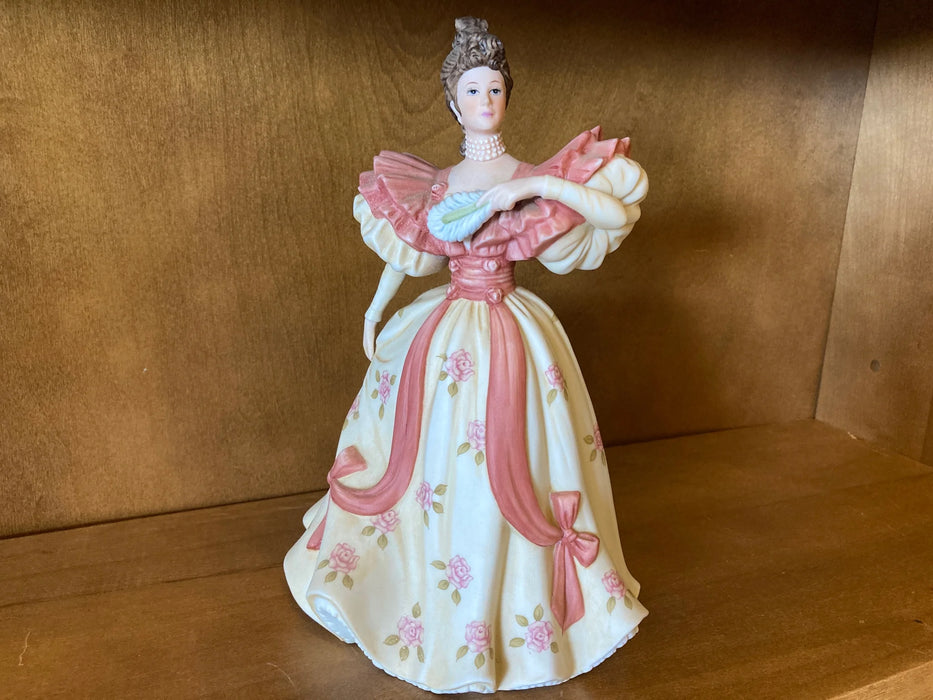 First Waltz Linux porcelain figurine vintage 28582