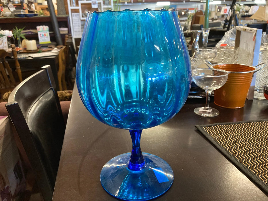 1950 vintage MCM aqua blue art glass 28583