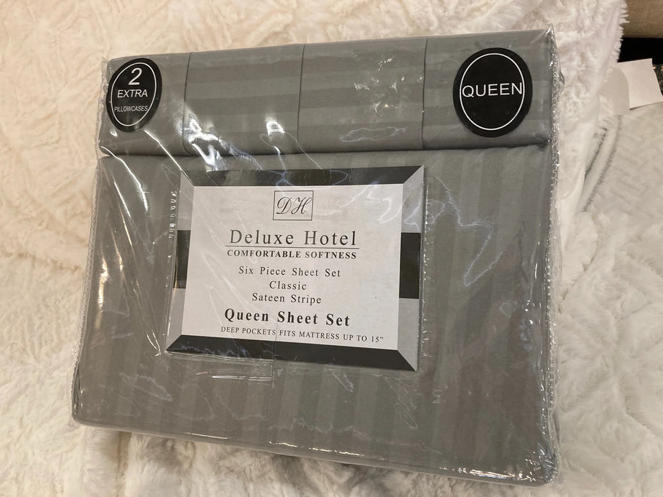 Deluxe Hotel 6 piece sheet set: classic sateen stripe queen set 28672