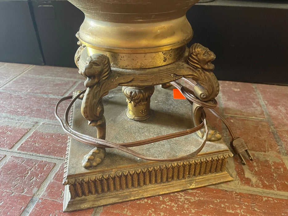 Vintage Victorian lamp 28475