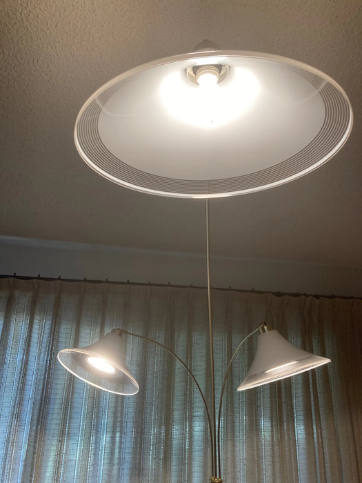Three (3) light floor lamp 28493