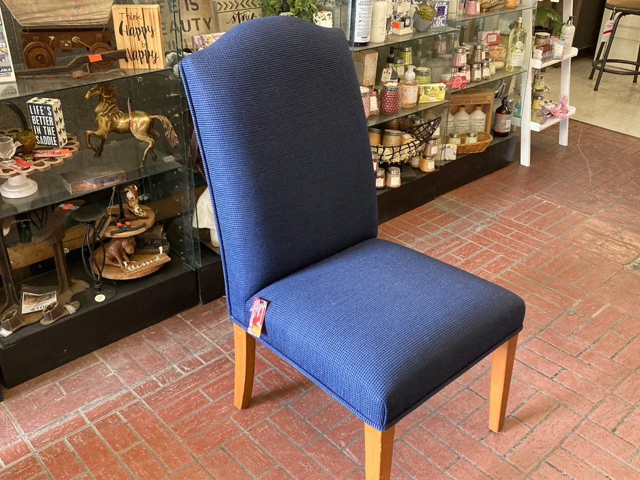 Blue upholstered chair 28904