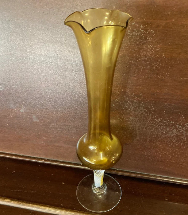 Depression glass tulip vase 26543