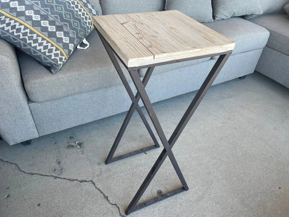 Wood/metal plant stand tall end table 28952