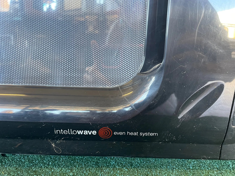 Goldstar Intellowave black microwave 28951