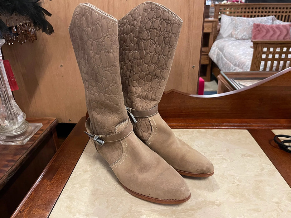 Tan handmade boots 7 M Made in the U.S.A 29299