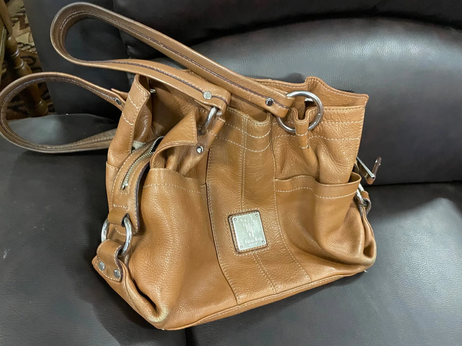 Tignanello hand bag purse 29257
