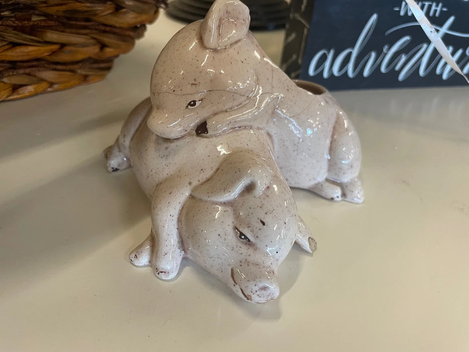 Pig pile ceramic candle holder 29645
