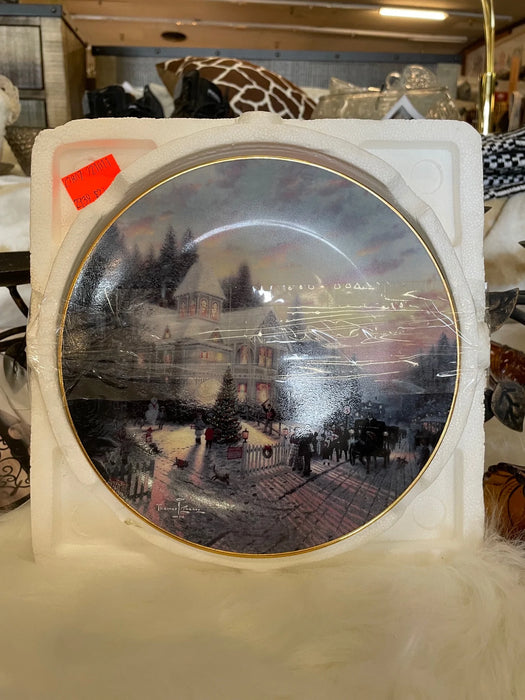 Limited edition Magic of Christmas 1120913 Thomas Kincaid collector's plate 29807