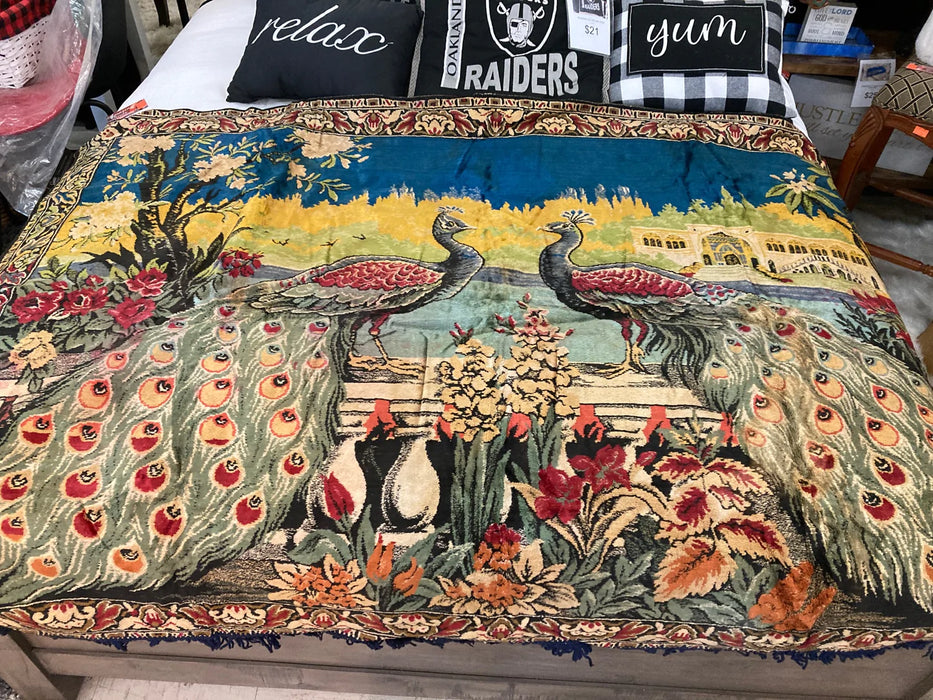 Vintage peacock tapestry 29978