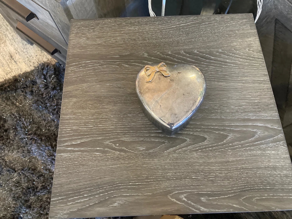 Metal heart box with bow 29946