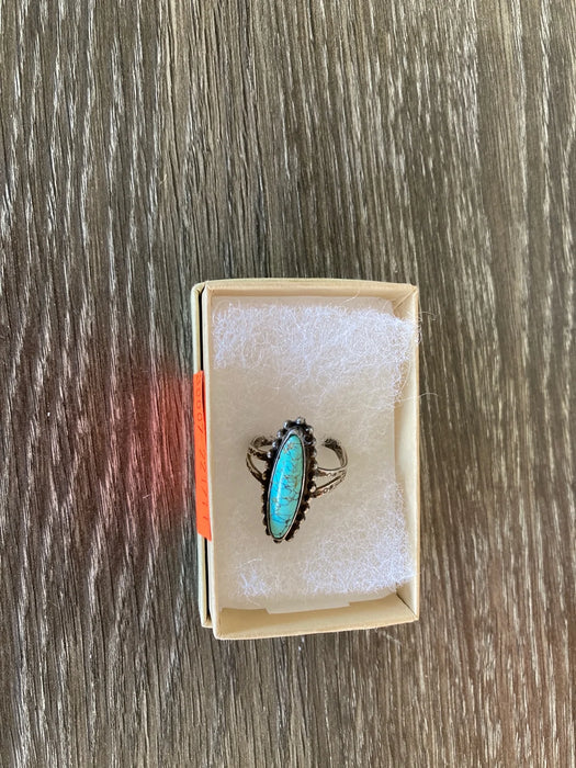 Sterling silver oblong turquoise ring 30007