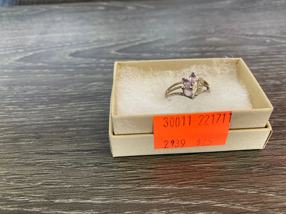 Sterling silver amethyst 3 petals ring 30011