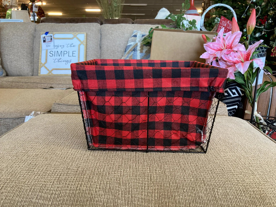 Christmas red plaid wire basket 30043