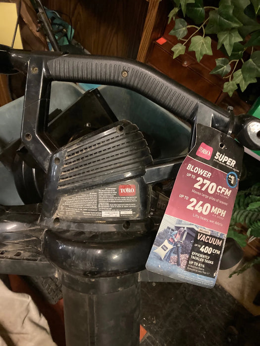 Toro super leaf vacuum includes vacuum 30076