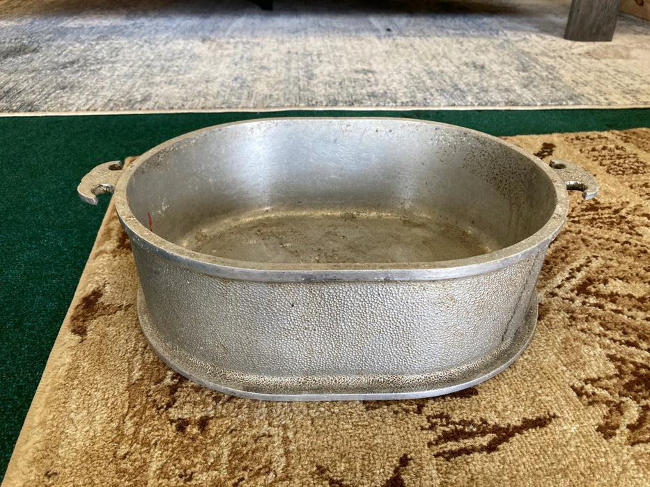 Cast aluminum Guardian Services pot, skillet, and tray 30115