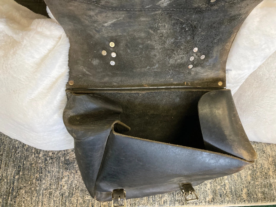 Handmade leather motorcycle saddlebag 30253
