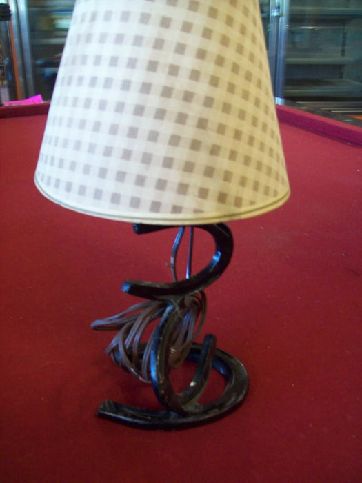 Horseshoe lamp 6573
