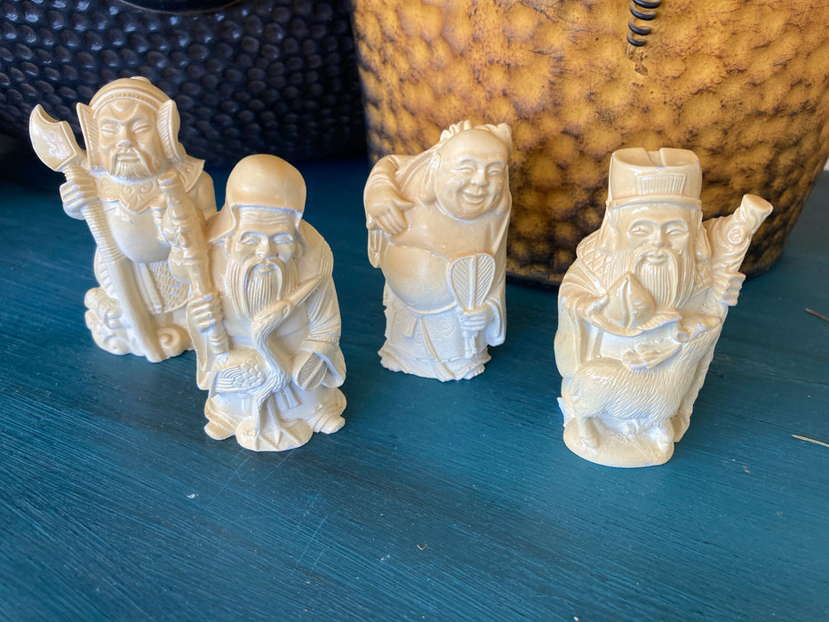 Asian figurines 27859