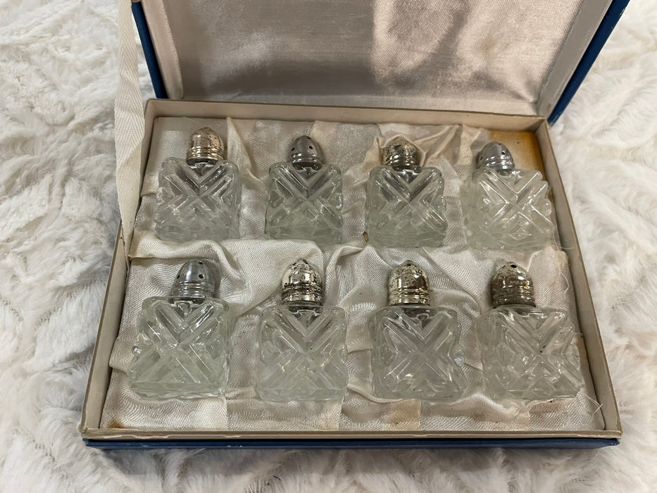 Eales 1779 crystal set of salt & pepper shakers 30376